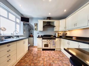 Photo 30- click for photo gallery